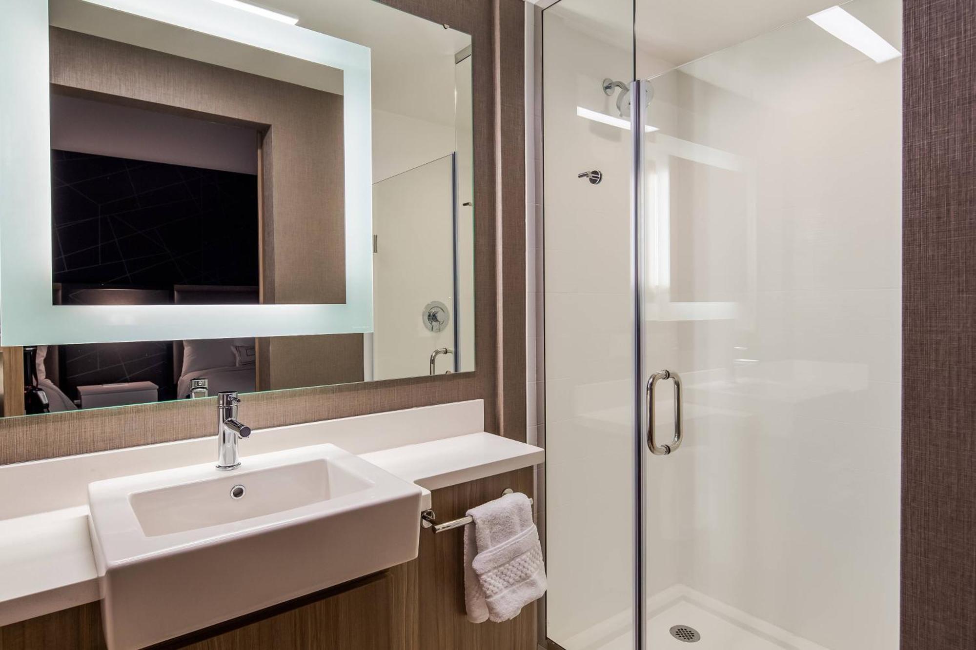 Springhill Suites By Marriott Chambersburg Bagian luar foto