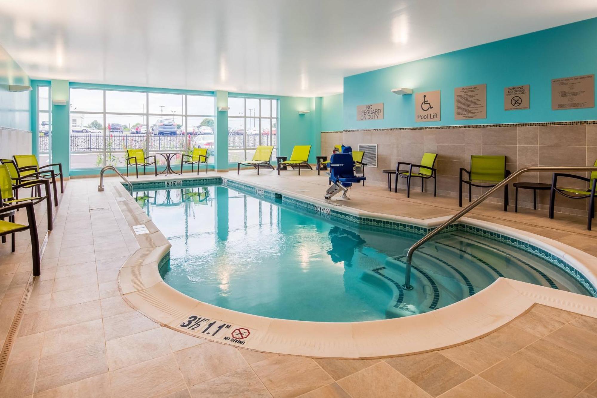Springhill Suites By Marriott Chambersburg Bagian luar foto