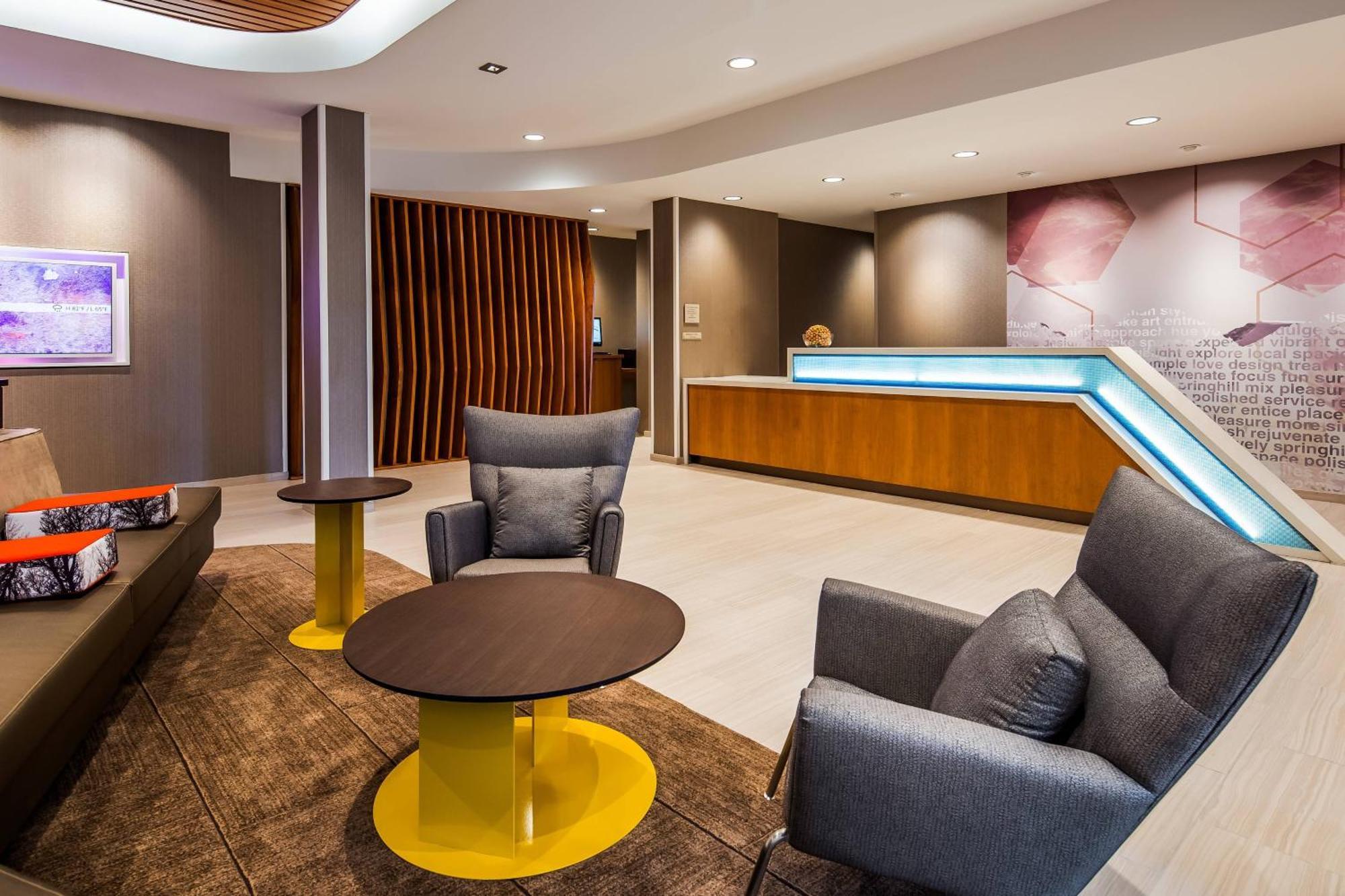 Springhill Suites By Marriott Chambersburg Bagian luar foto
